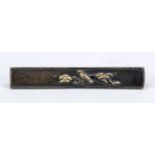 Kozuka, Japan 19th century, Edo-period. Bronze with fine relief decoration and gold inlay. One