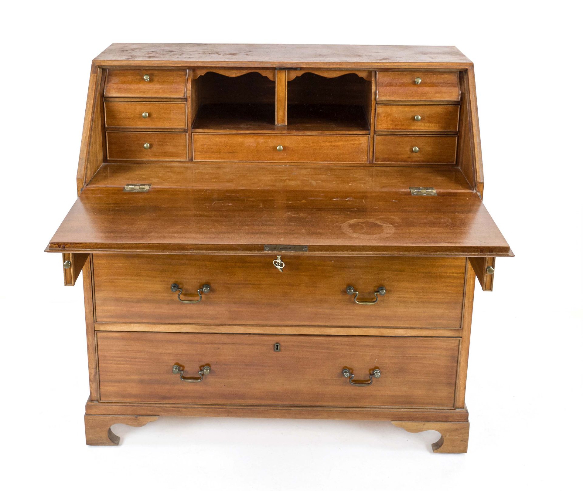 Slanting flap chest of drawers, England 20th century, mahogany, 4-drawer body with slanting