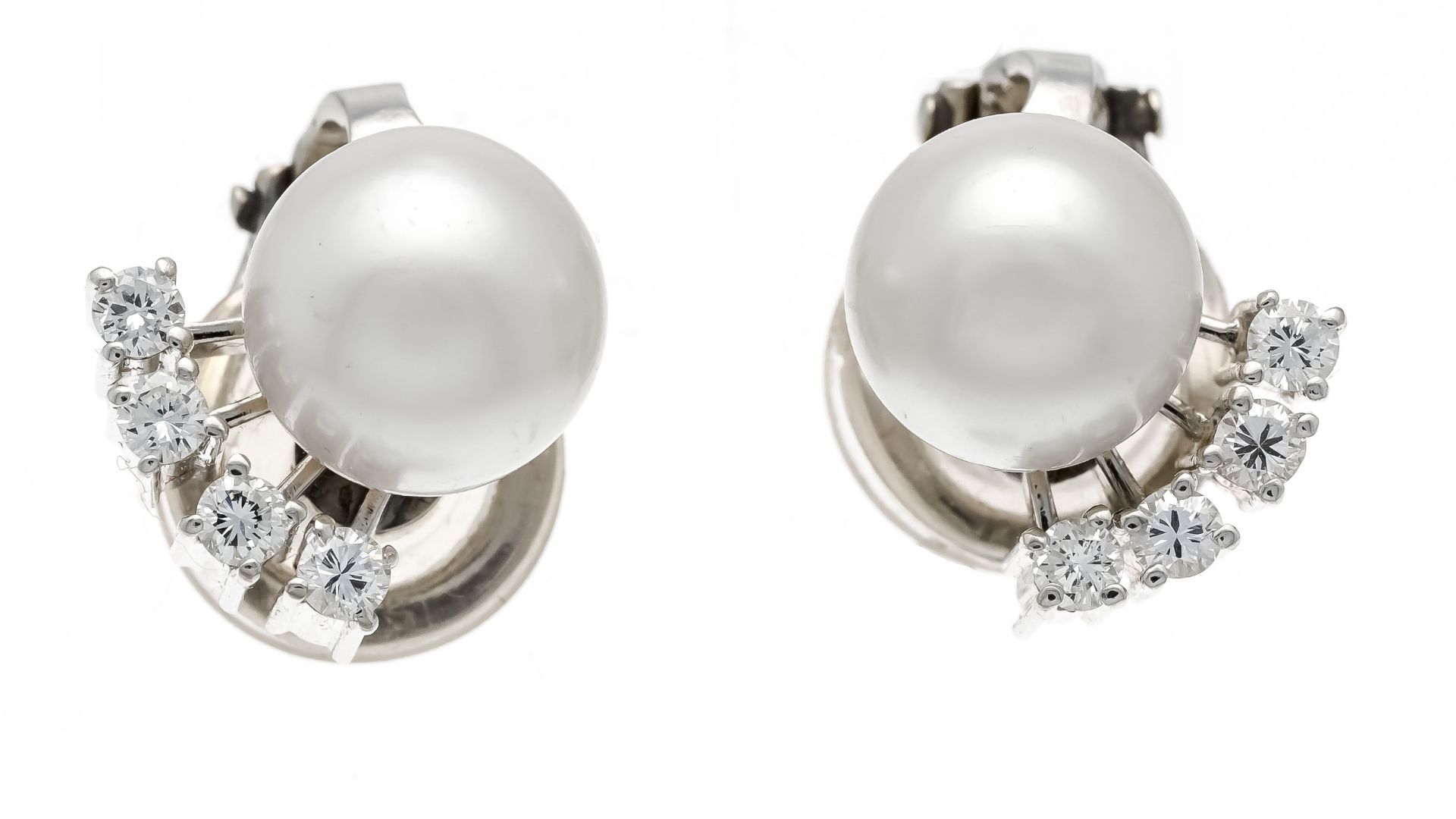 Akoya pearl and brilliant-cut diamond ear clips WG 585/000 with 2 fine creamy white Akoya pearls 9