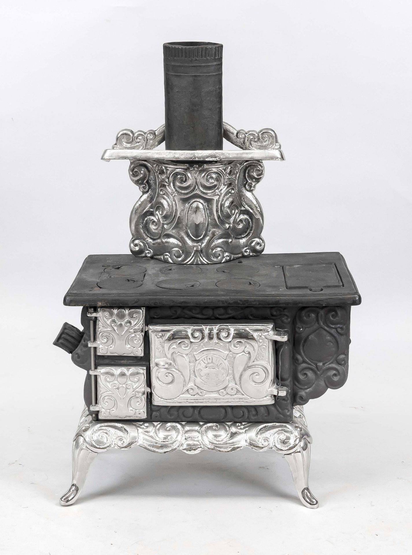 Children's stove/oven model, probably 1st half 20th century, cast iron, partially sprayed/painted