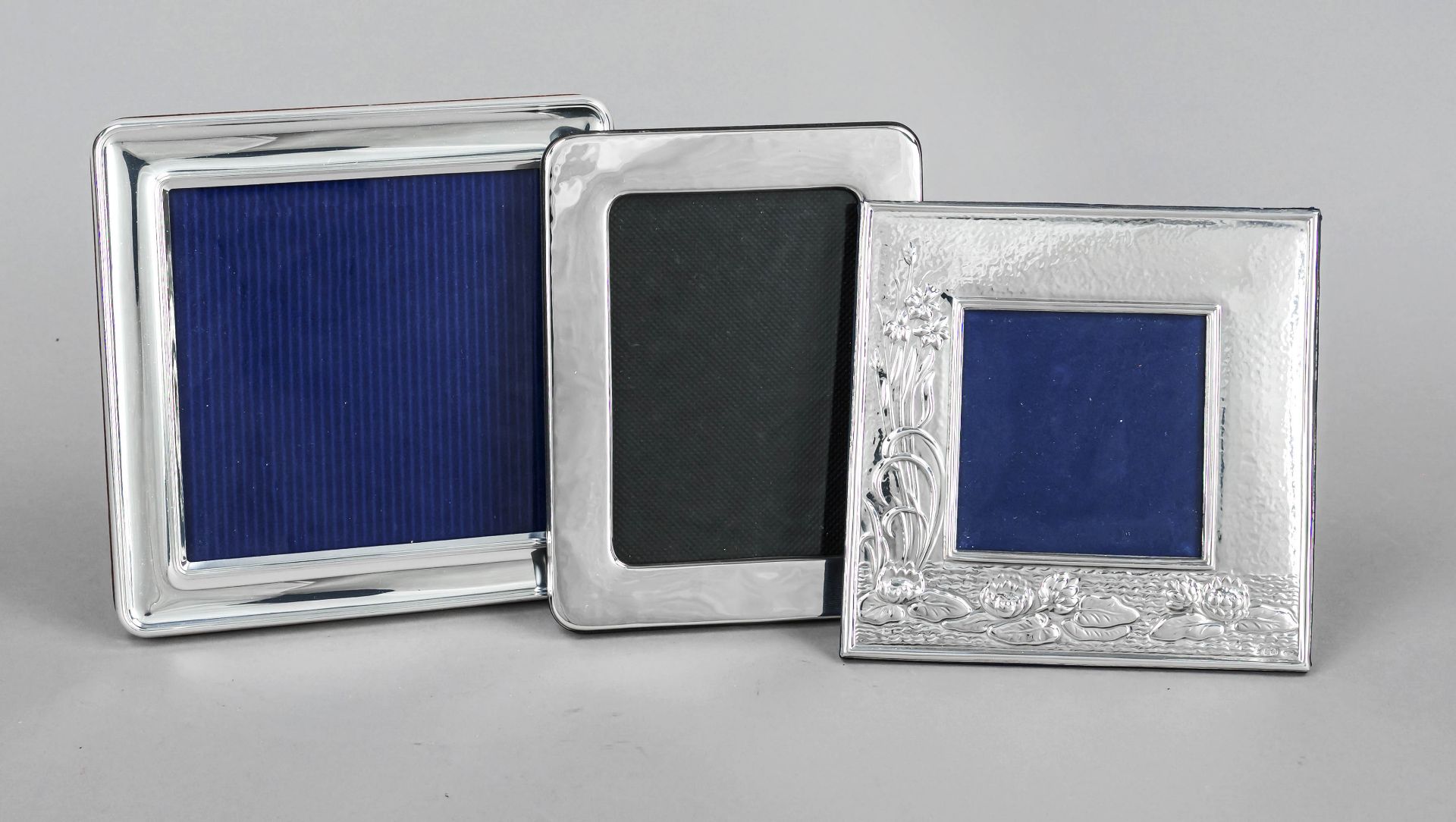 Three photo stand frames, 20th century, sterling silver 925/000, different shapes and sizes, overall