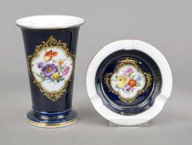 Vase and ashtray, Meissen, trumpet vase, mark 1924-1934, 1st choice, model no. Q22, reserve with