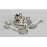 Mixed lot of six pieces, 20th century, silver of various finenesses, oval tray, l. 21 cm, cream jug,