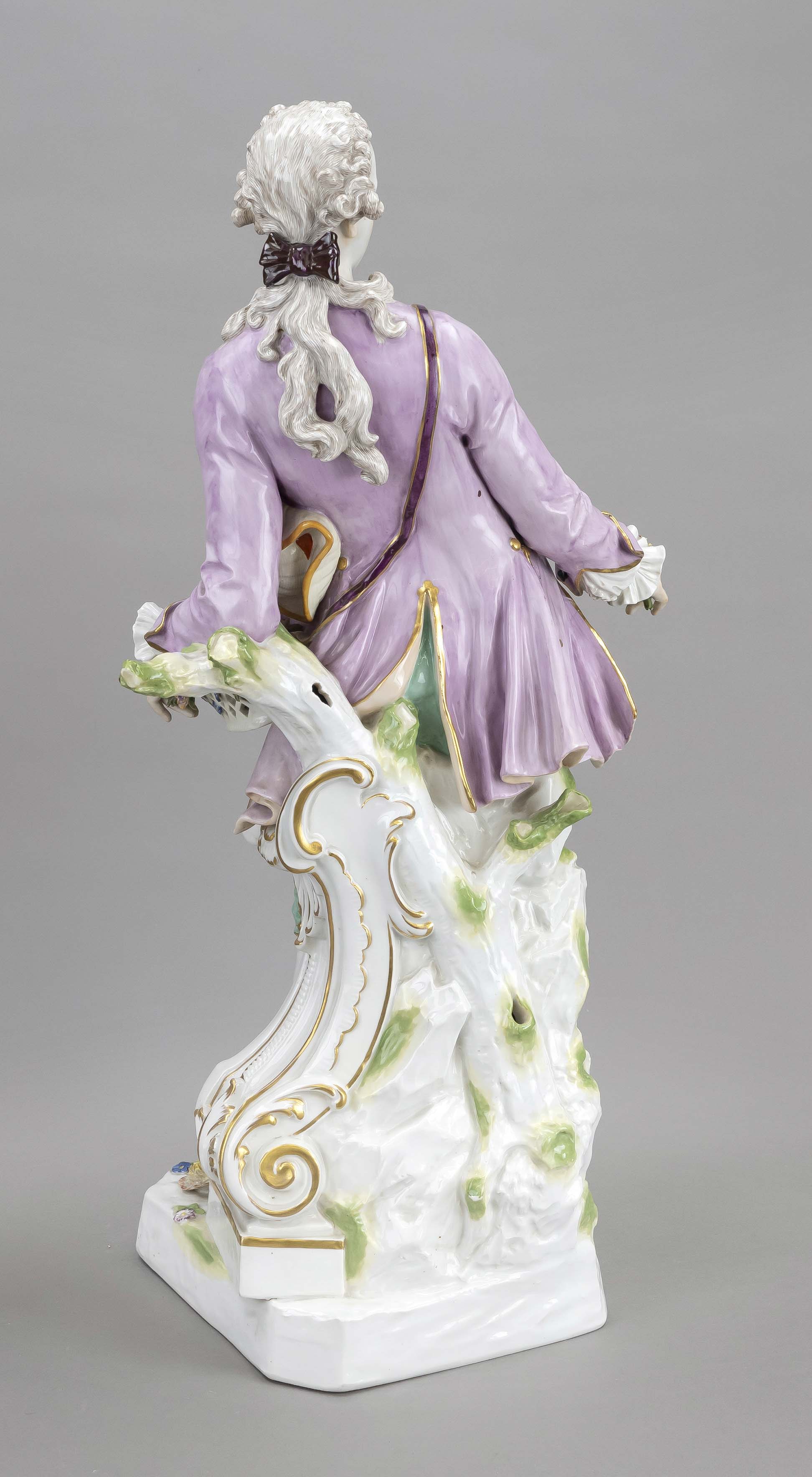 Large figure of a gardener, w. Meissen, crossed swords mark, 20th century, designed by Johann Carl - Image 2 of 2