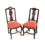 Two baroque chairs, 18th century, dark stained beech, ready to live in, h. 106/103 cm - The