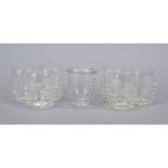 Seven glasses, 19th/20th century, 2 different shapes, 6x barrel-shaped, 1x curved, each clear