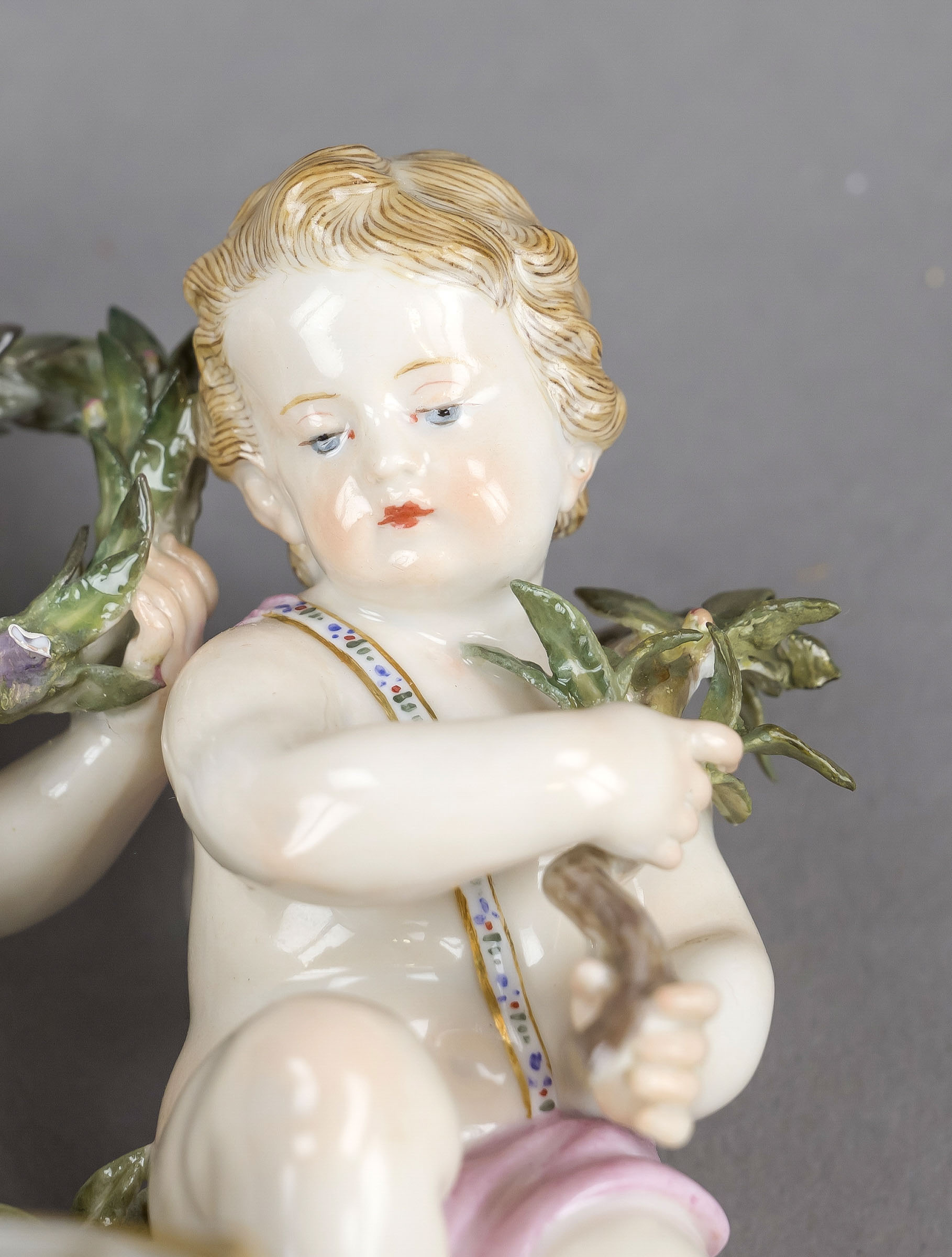 Allegory of Peace, Meissen, Knauf Schwerter, mark 1850-1924, 1st choice, design by Carl Christoph - Image 3 of 3