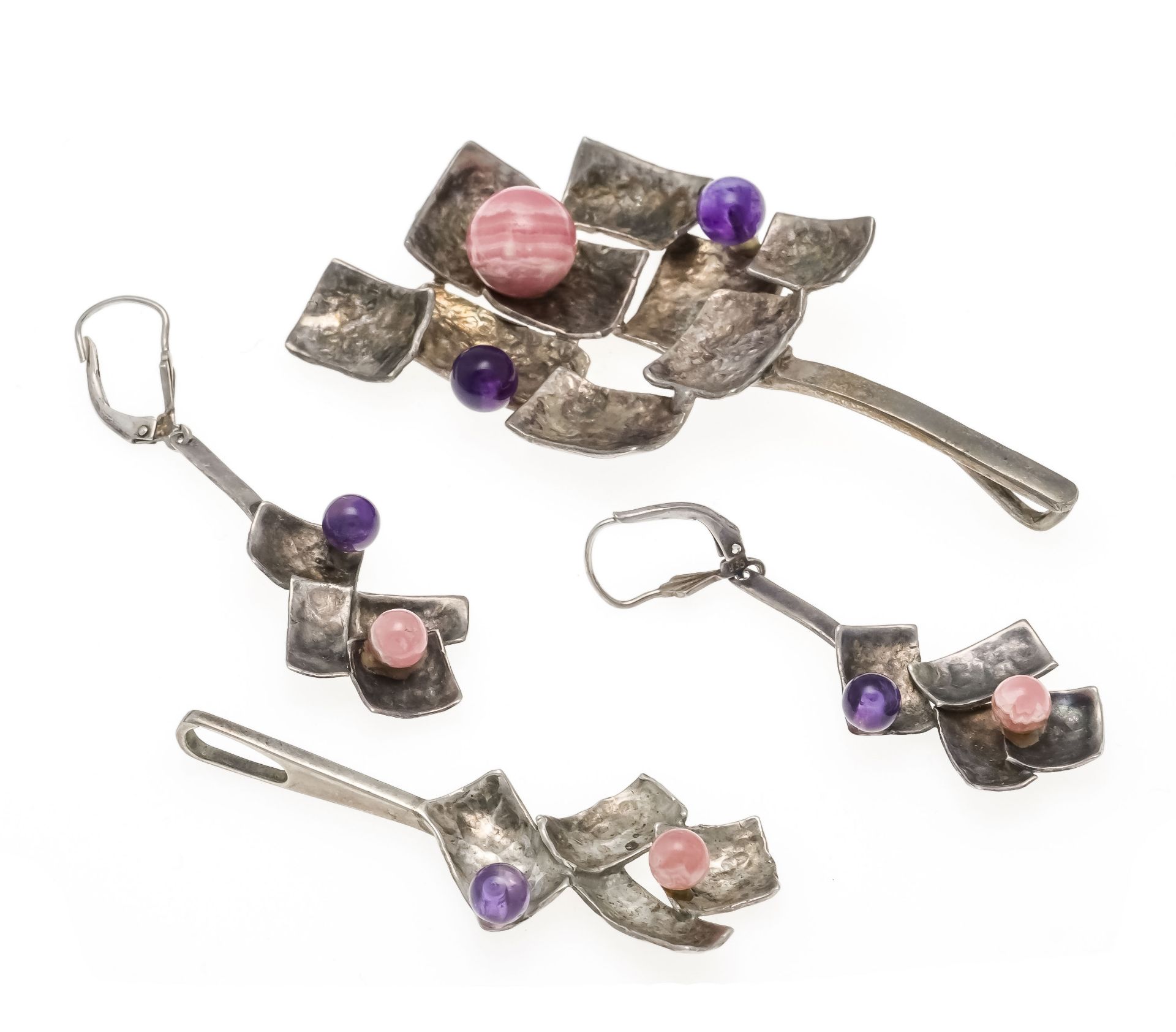 3-piece jewelry set, circa 1970, silver 835/000, consisting of rectangular elements in hammered