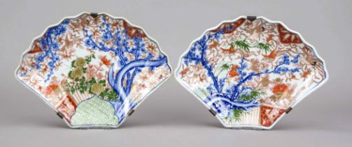 Two Imari fan bowls, Japan 18th/19th century Decorated under and on the glaze in cobalt blue, iron