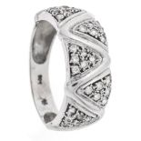 Pavé ring WG 585/000 illegibly stamped, tested, with round faceted white gemstones, 1.5 mm, w. 8.7