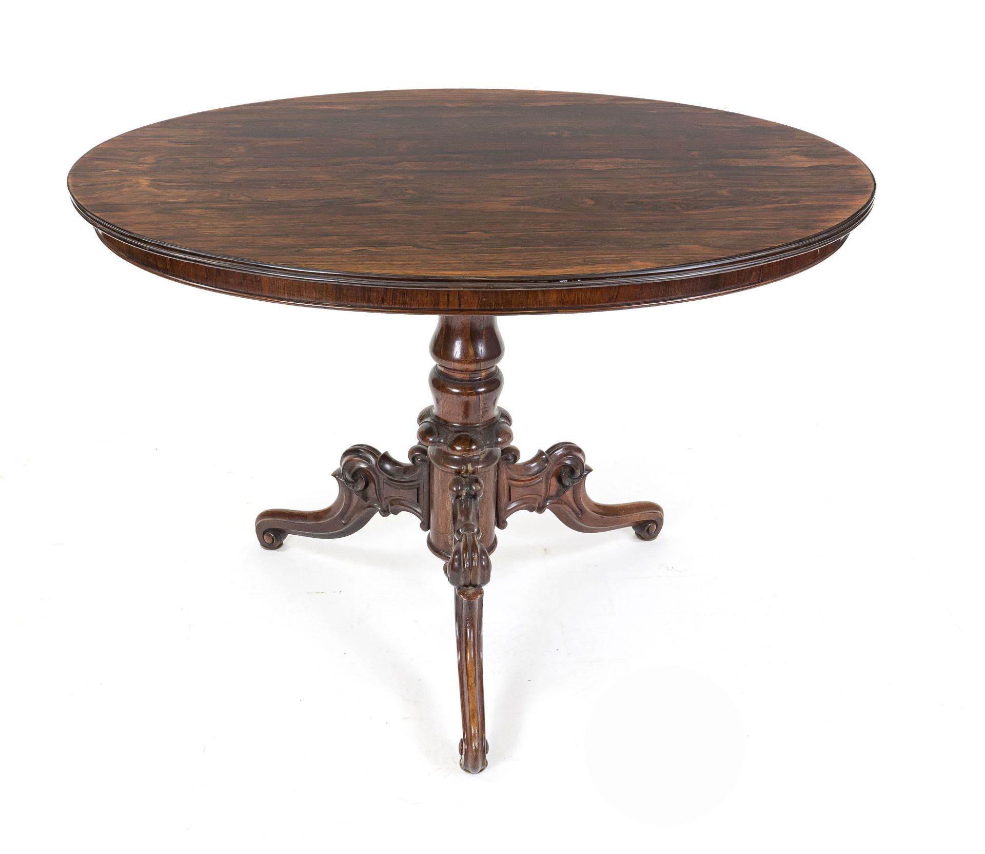 Oval late Biedermeier table, mid-19th century, walnut, round column shaft on three curved legs, 74 x