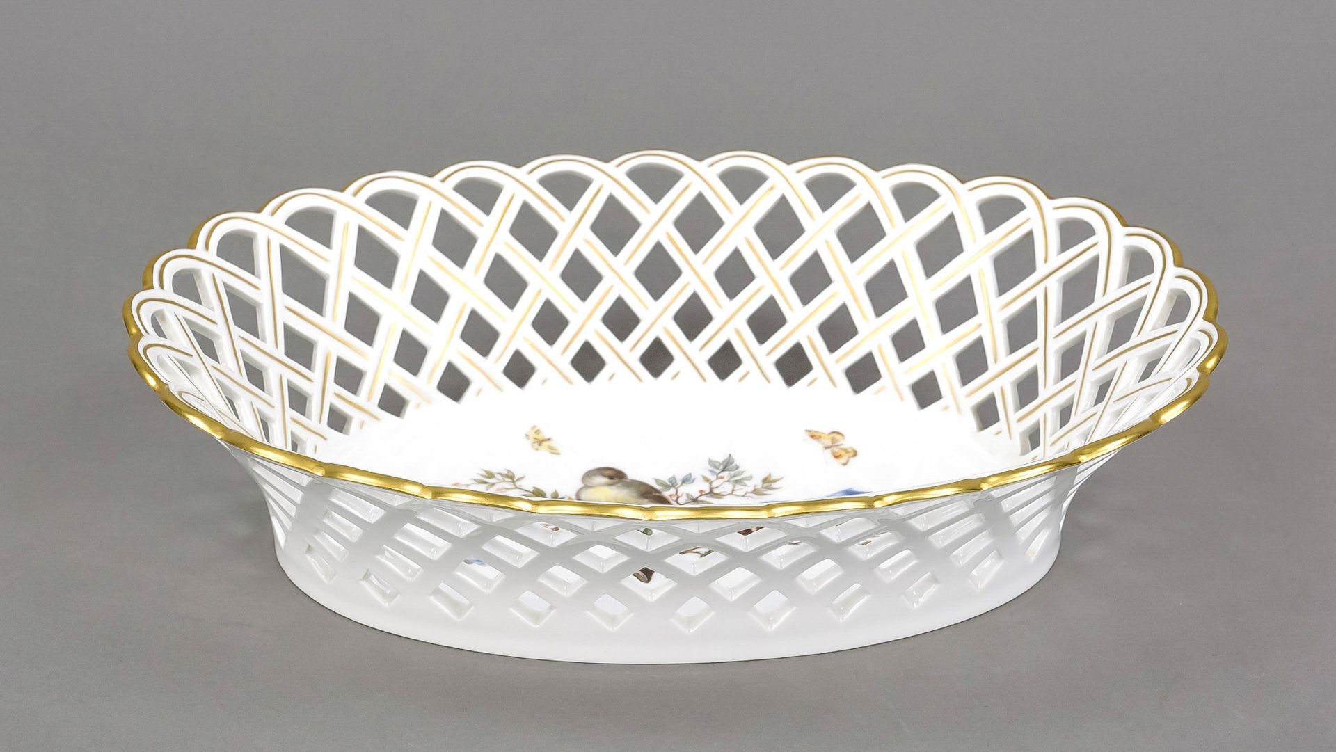 Oval basket dish, KPM Berlin, mark 1962-1992, 2nd choice, the mirror with polychrome painting of a - Image 2 of 2