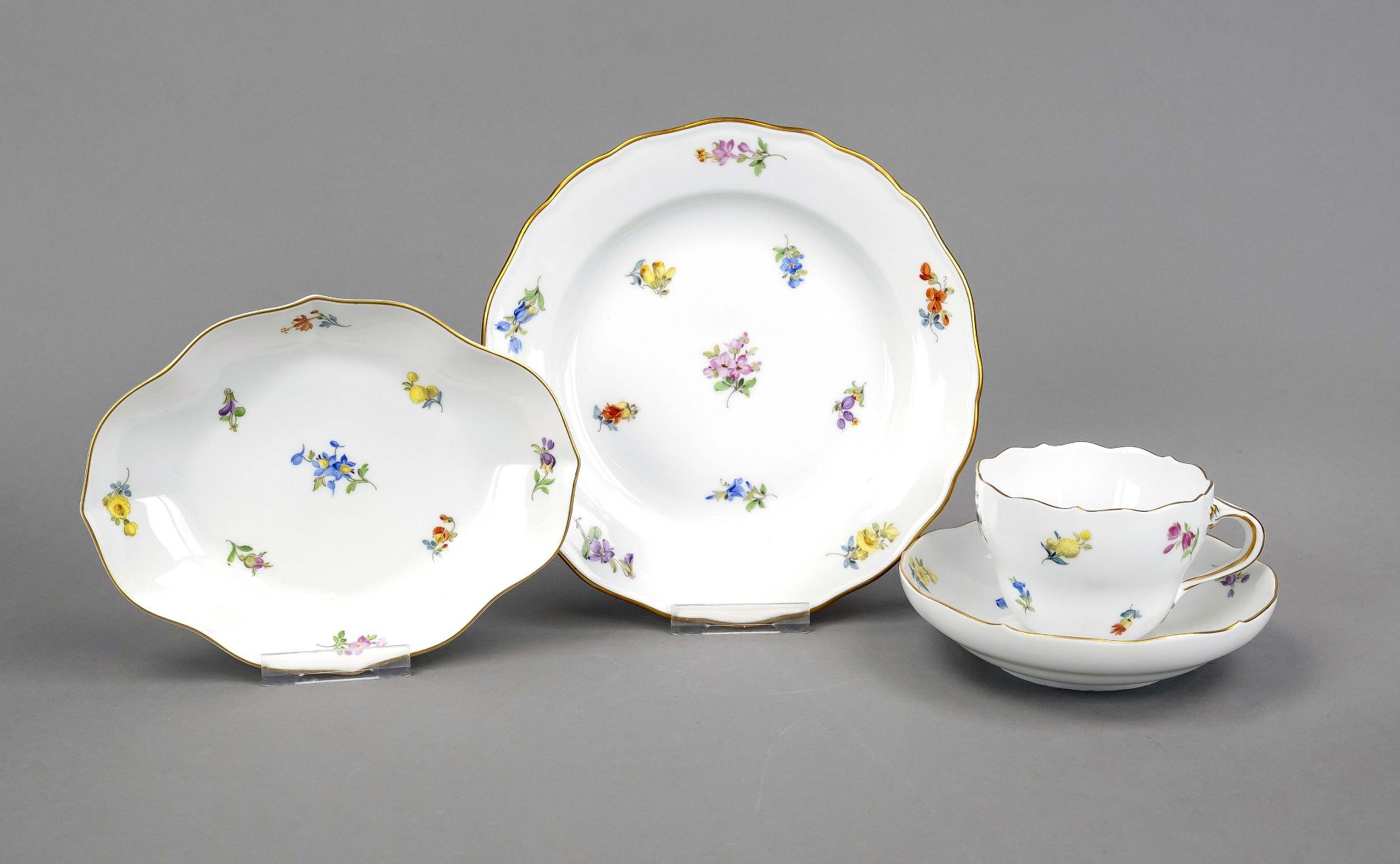 Coffee set and bowl, 4-piece, Meissen, after 1950, 1st choice, New Cut-out shape, polychrome