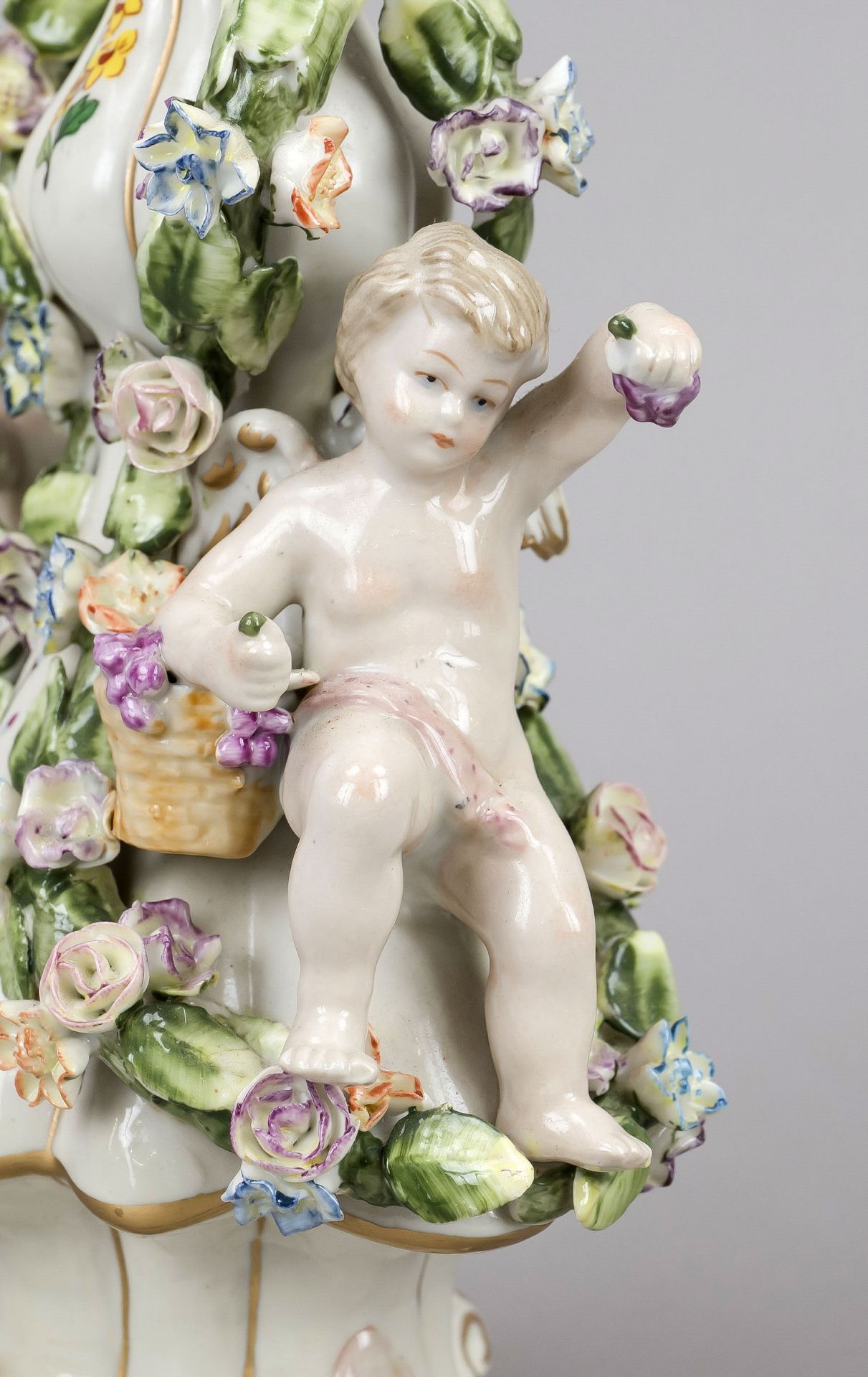 Vase, 20th century, Meissen imitation mark, baluster shape with 2 putti sitting on the sides between - Image 3 of 3