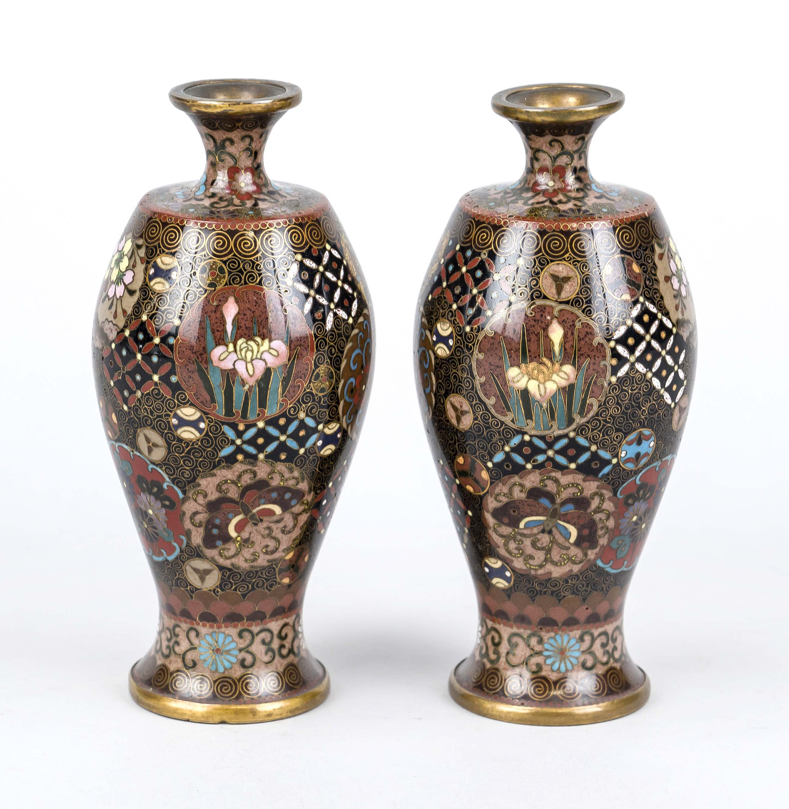 A pair of filigree cloisonné vases, Japan, circa 1900 (Meiji). Shouldered vases with a short, narrow - Image 2 of 2