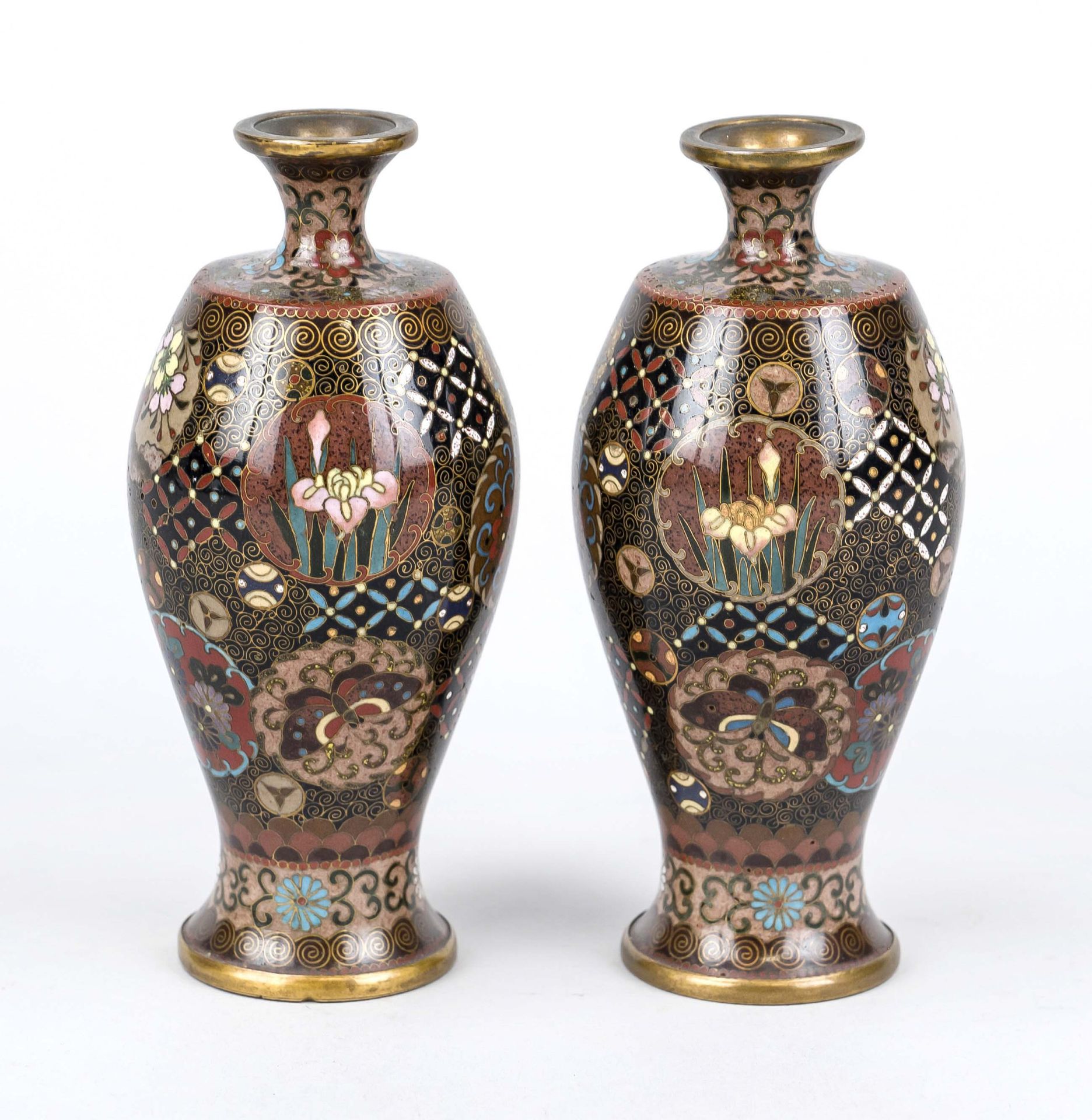 Paar filigrane Cloisonné Vasen, - Bild 2 aus 2