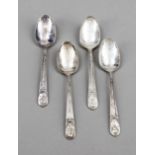 34 Souvenir spoons, USA, 20th century, maker's mark Rogers Mfg. & Co., plated, each with portraits