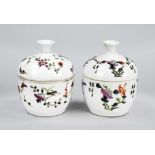 Pair of Famille Rose lidded boxes, China, 1st half 20th century, all-round decoration with scattered