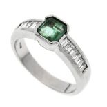 Emerald diamond ring WG 750/000 with an emerald-cut faceted emerald 0.78 ct green, transparent