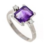 Amethyst ring WG 585/000 with an emerald-cut faceted amethyst 9.0 x 7.1 mm and 2 round faceted white