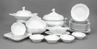 Dining service for 2-6 persons, 27-piece, Meissen, 20th cent, mostly 2nd choice, Neumarseille