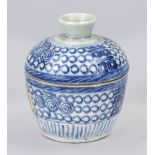 Lidded jar with footed bowl, China, blue and white porcelain with lucky symbols, h 9cm