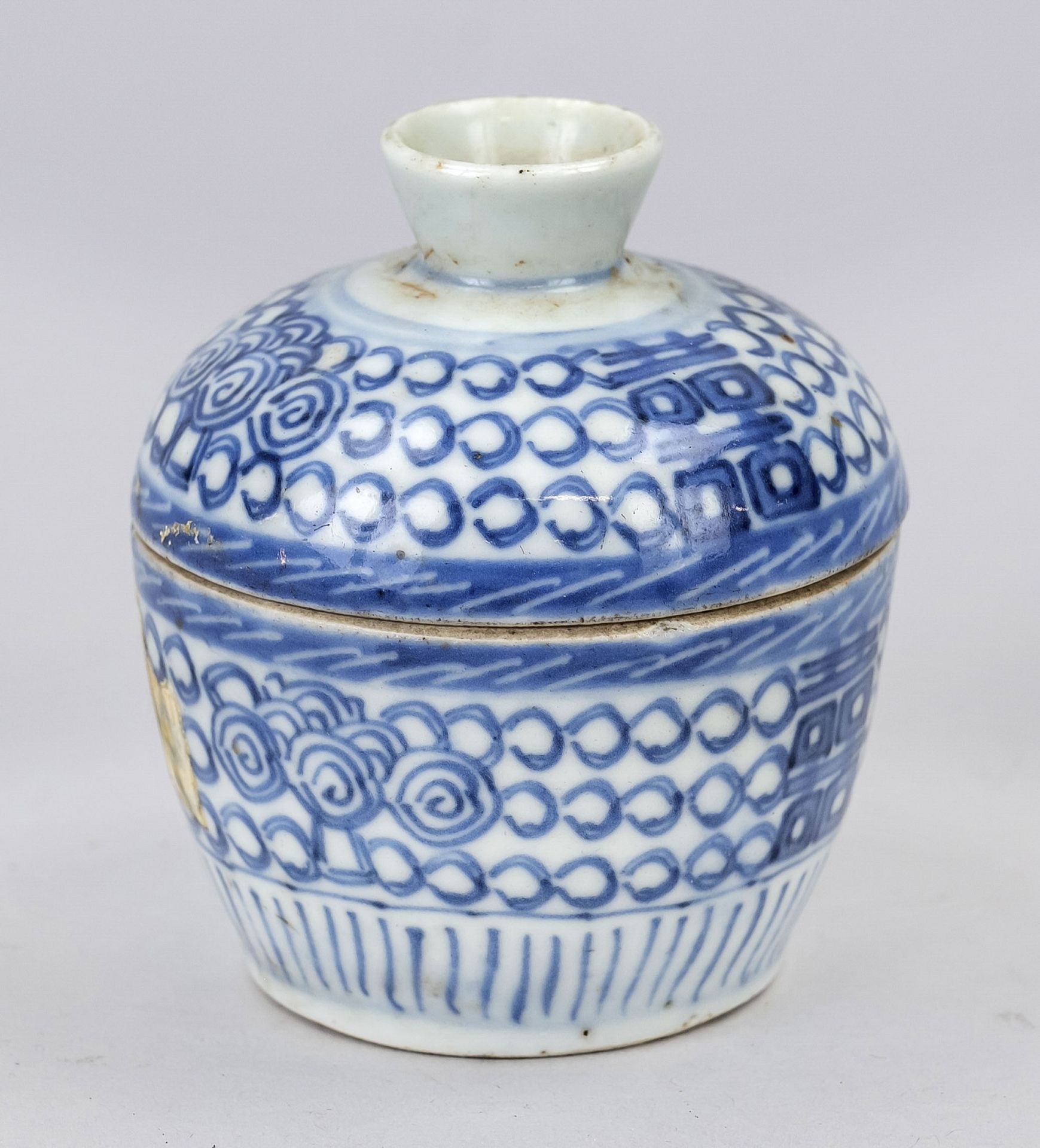 Lidded jar with footed bowl, China, blue and white porcelain with lucky symbols, h 9cm