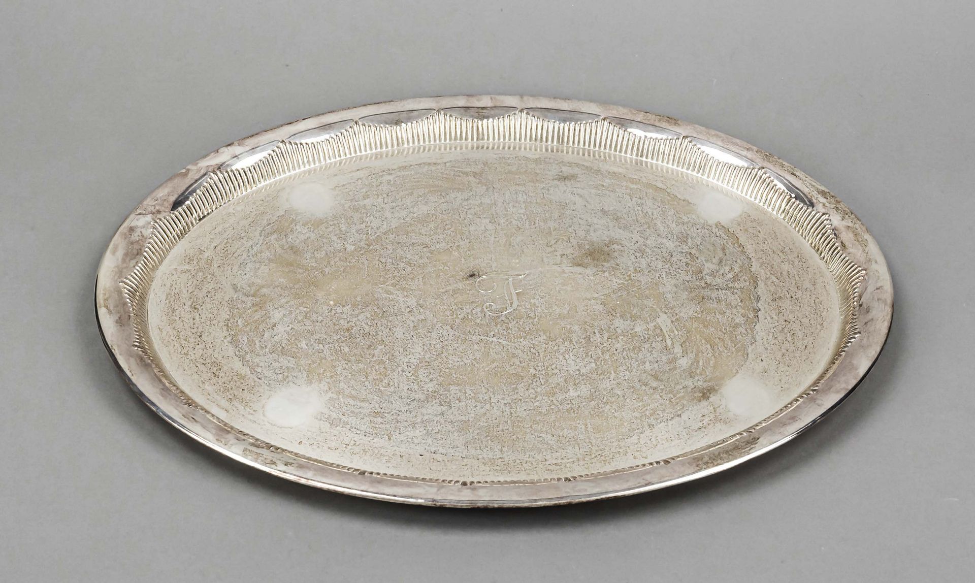 Oval tray, German, 20th century, maker's mark Gebr. Kühn, Schwäbisch Gmünd, sterling silver 925/000,