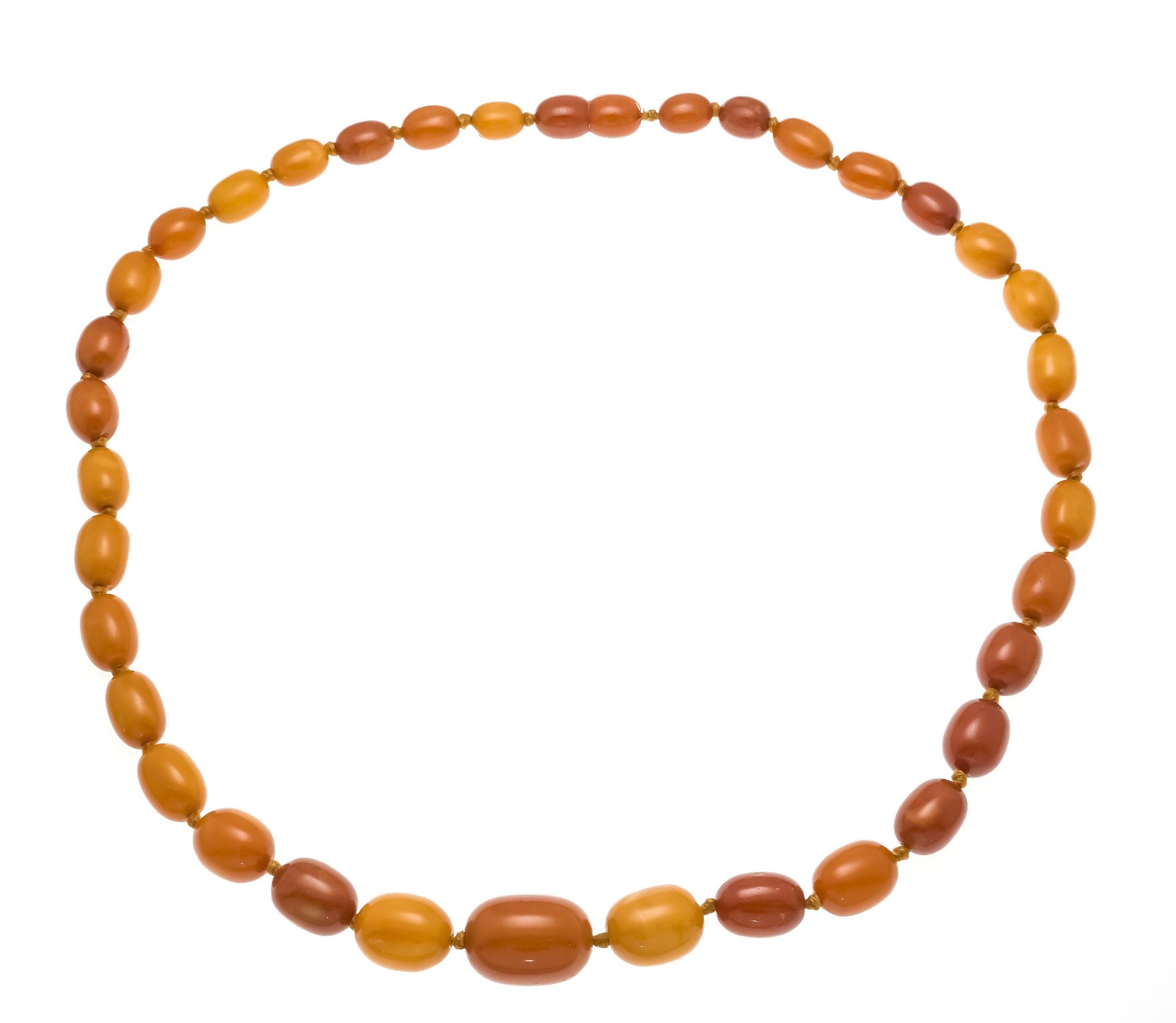 Amber necklace of 35 amber olives 23 x 17 - 11 x 8 mm in lighter to darker butterscotch colors, with