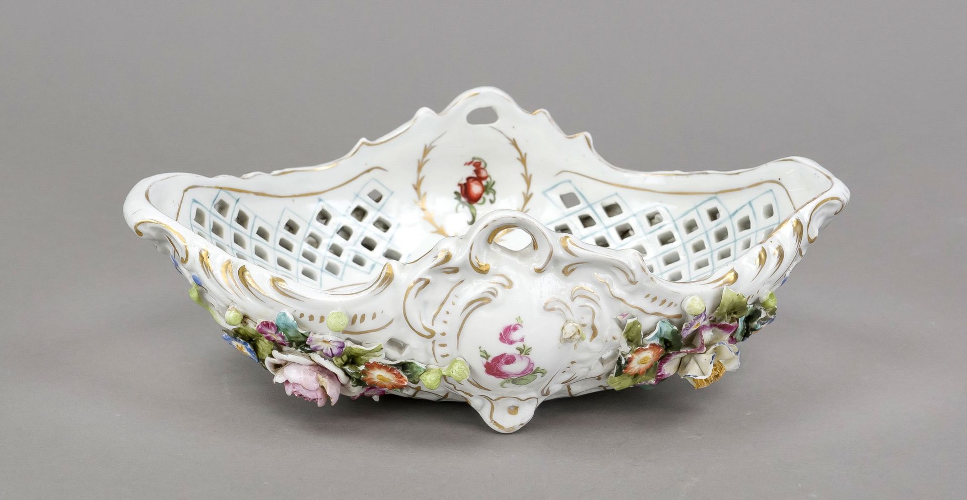 Basket bowl, upper part from a centerpiece, w. Thuringia, c. 1900, openwork wall set with plastic