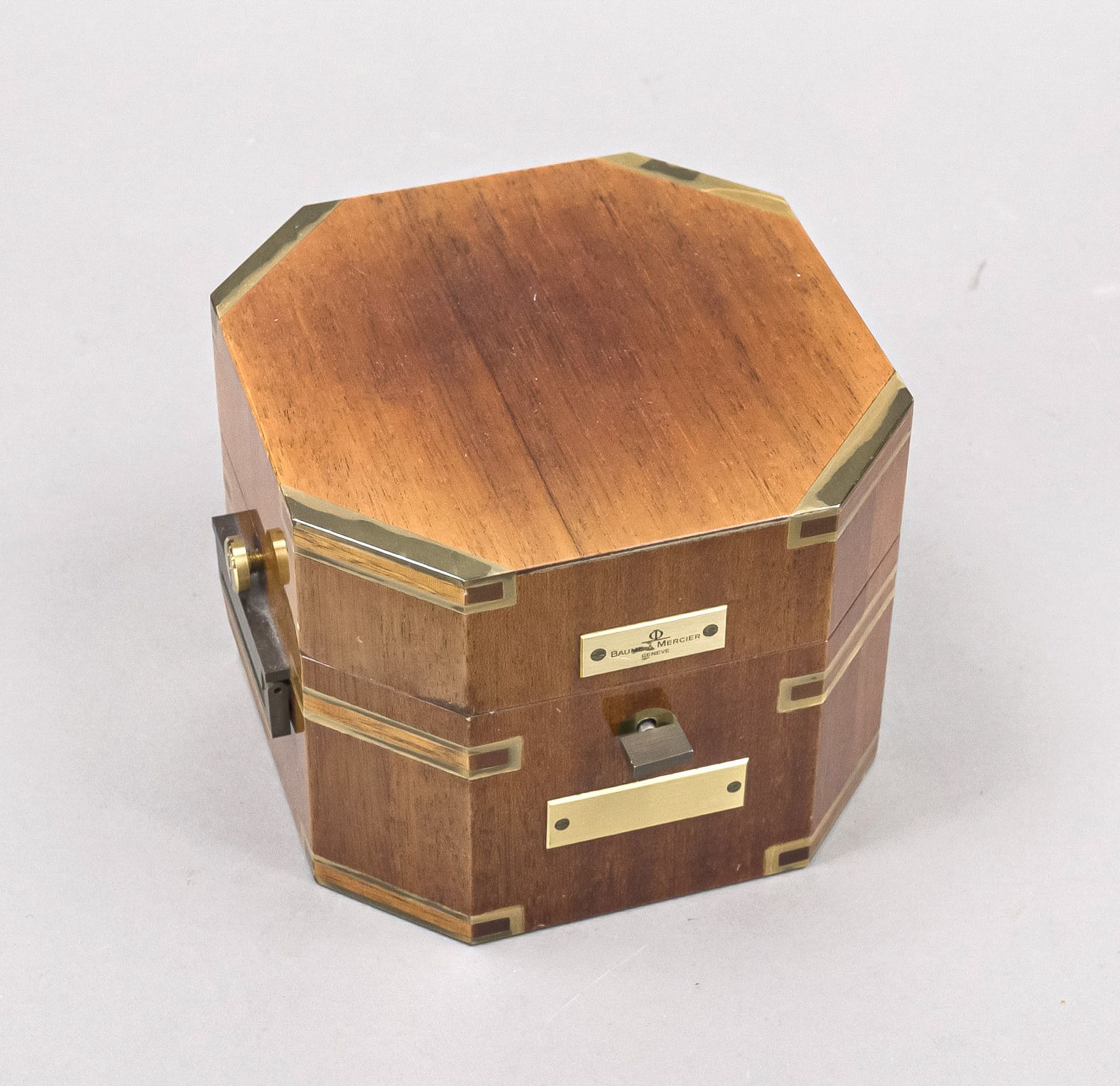 Baume Mercier Geneve, octagonal ship's chronometer, late 20th century, polished mahogany lacquered - Image 2 of 2