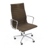 Office chair, Charles Eames, Vitra design, chrome-plated frame on 5 castors, swivel and height-