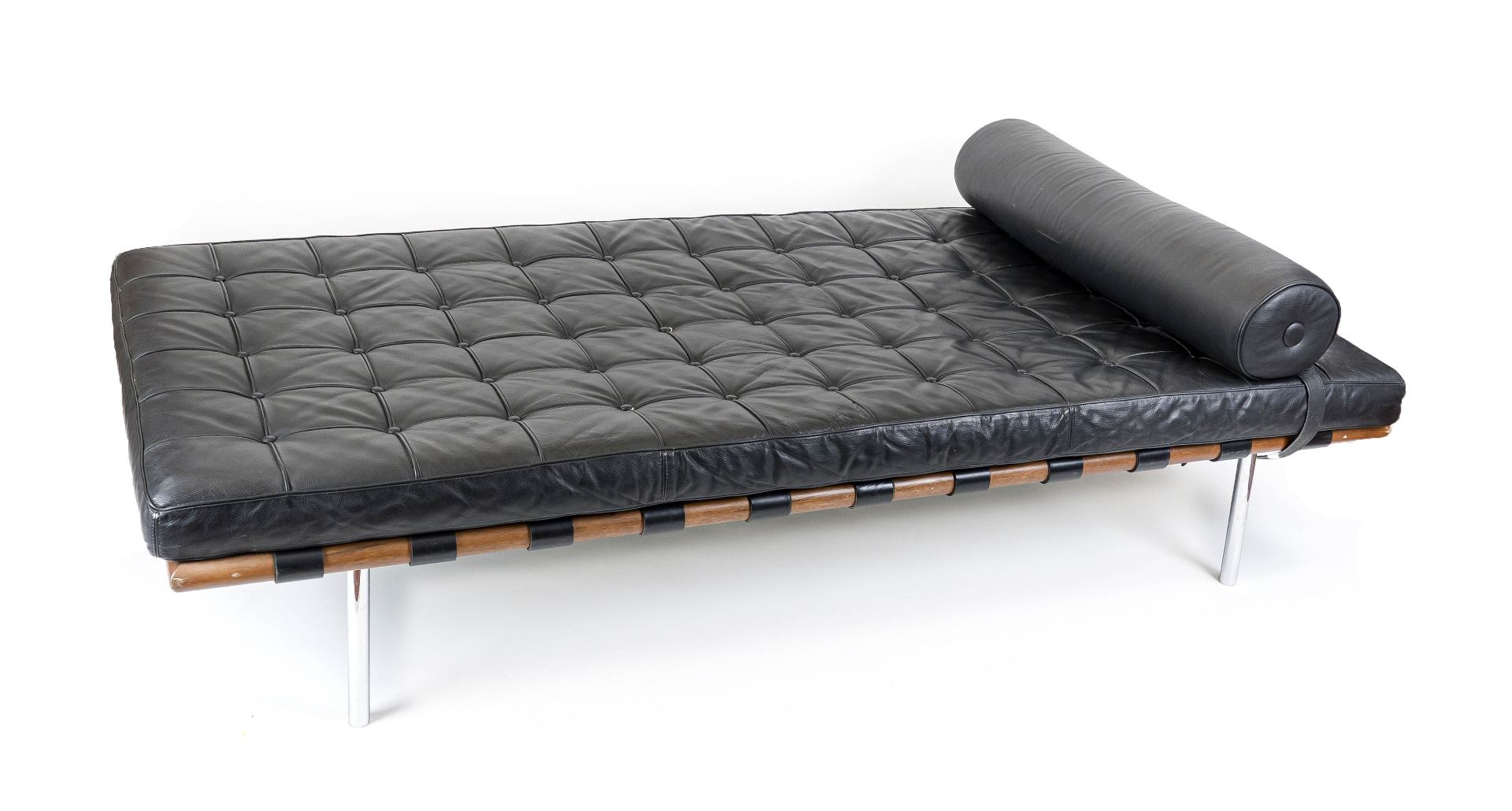 Barcelona daybed, 20th century, in the style of Mies van der Rohe, lacquered wooden frame with black