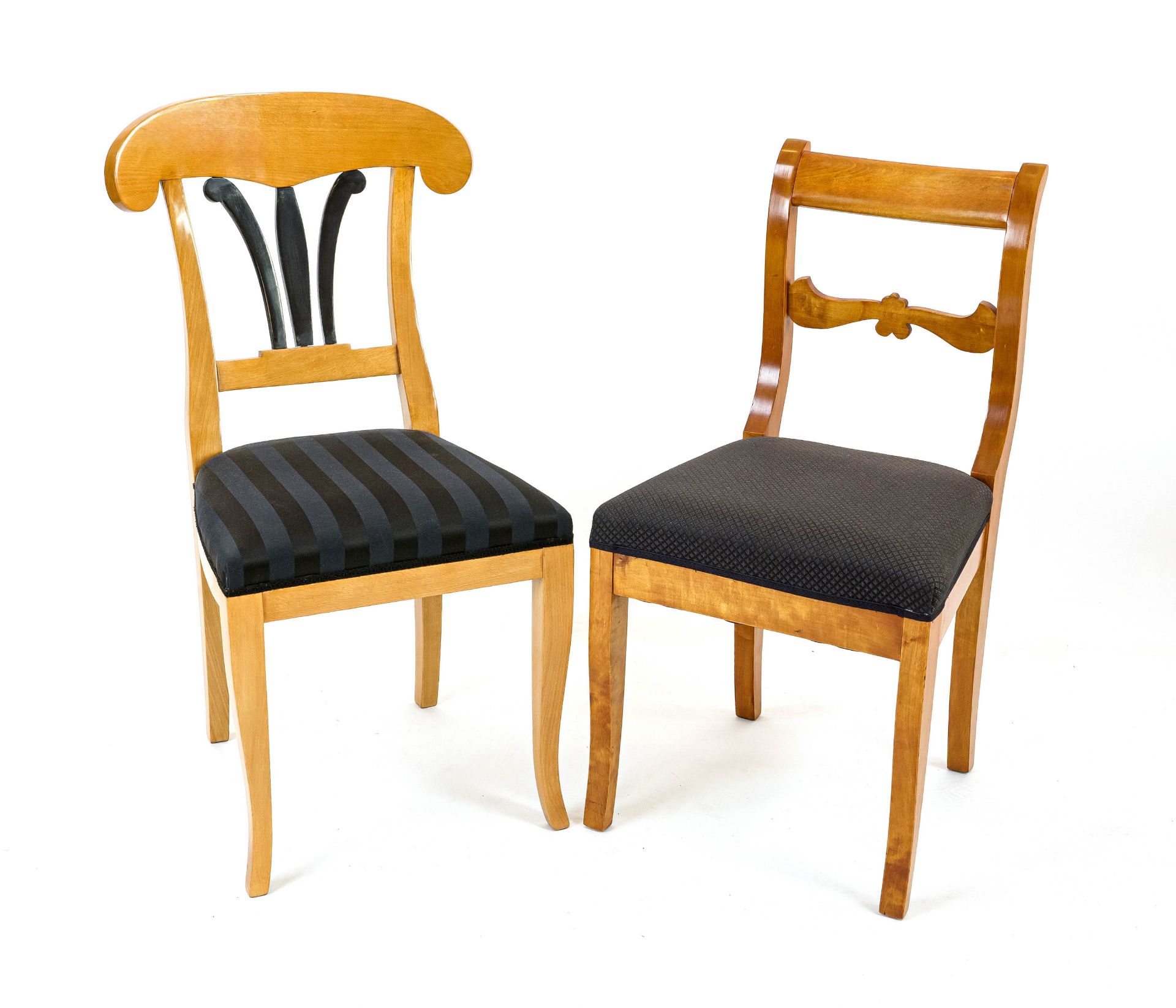 Two chairs in Biedermeier style, 20th century, birch and beech, as new, h. 85/90 cm - The