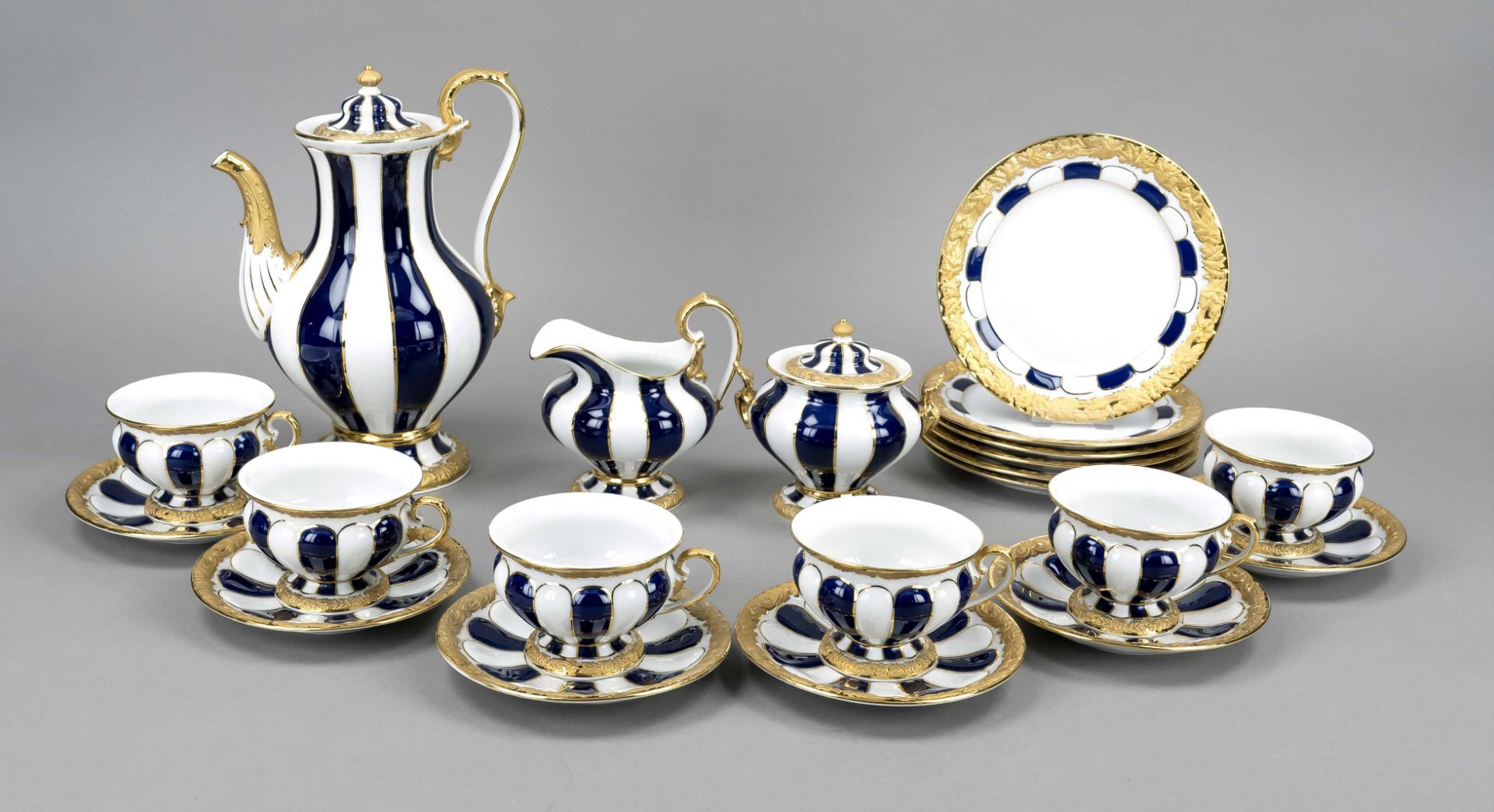 A ceremonial coffee service for 6 persons, 21-piece, Meissen, marks 1953-80, 2nd choice, X-shape,