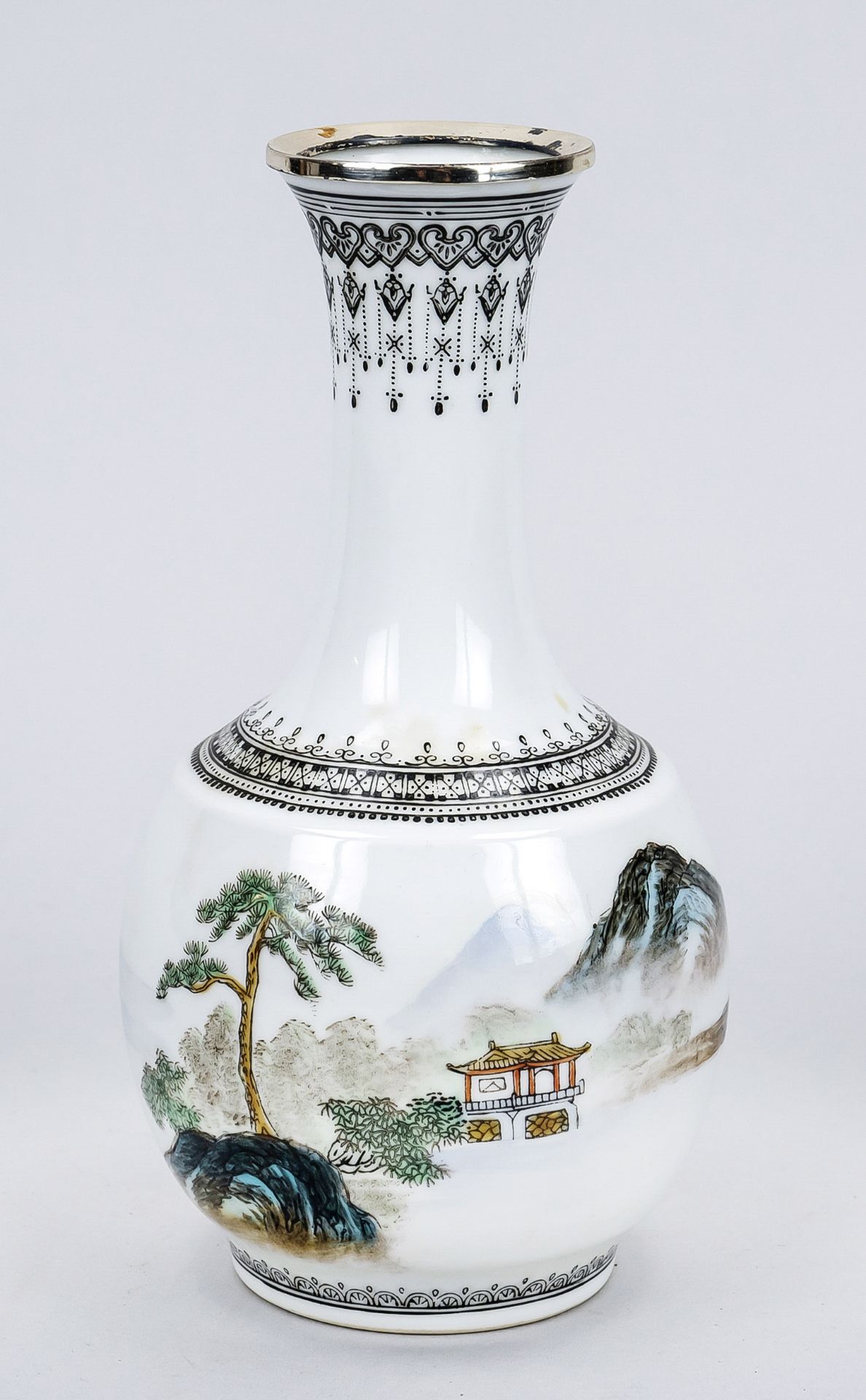 Small vase with landscape decoration, China Republic period. Revolving decoration with landscape and