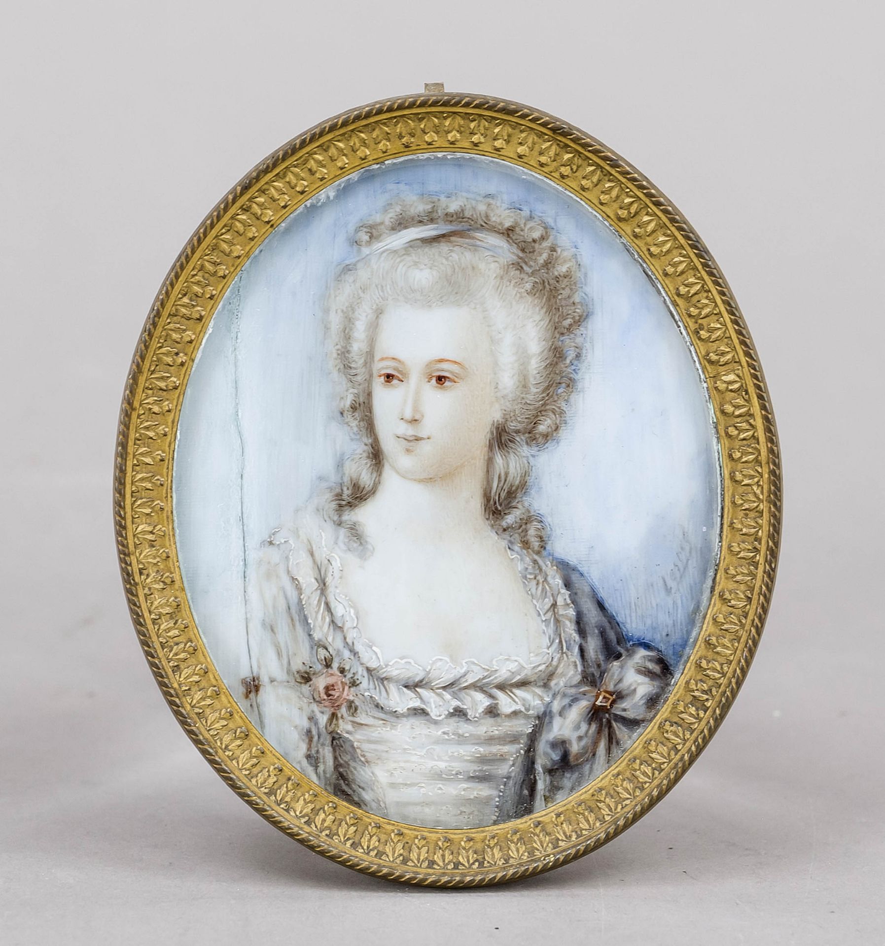 Miniature, 19th/20th century, polychrome tempera painting on bone plate, unopened, oval bust