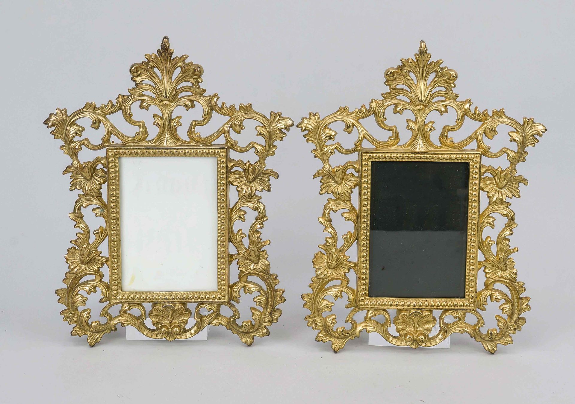 2 picture frames, 20th century, gold-bronzed iron. Square picture frame, surrounded by elaborate