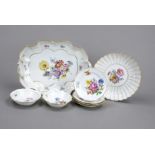 Mixed lot of eight pieces, Meissen, 20th century, predominantly Deputat, each with polychrome flower