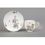 Tasse mit UT, Meissen, 18. Jh.,