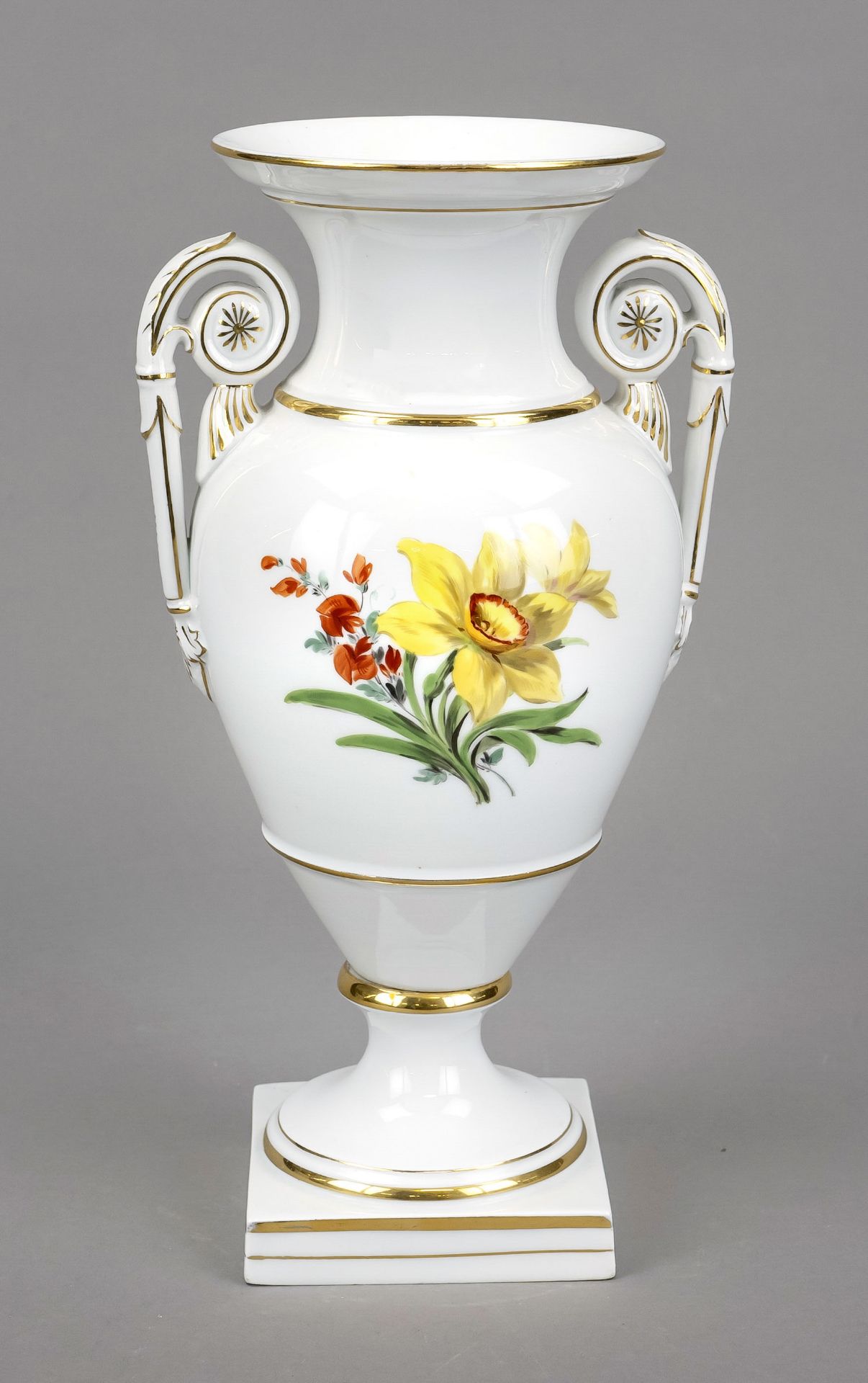 Amphora vase, Meissen, mark 1924-1934, 1st choice, amphora shape on a square plinth, raised