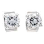 Brilliant stud earrings WG 585/000 with 2 brilliant-cut diamonds, total 0.70 ct TW-W/VVS-VS, 1.5 g