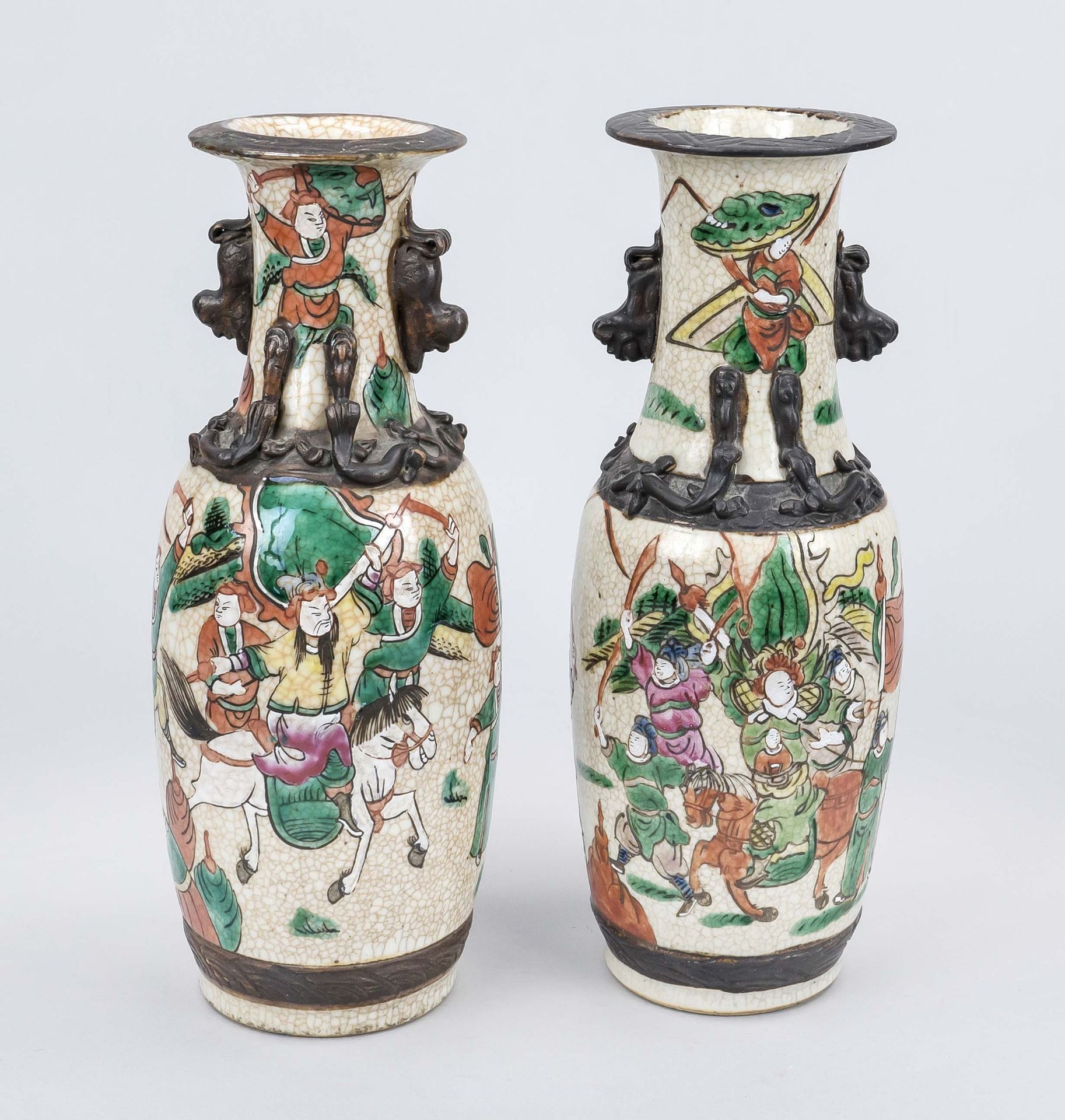 Pair of vases, China late 19th century (Qing). Revolving decoration with warriors, pseudo-bronze