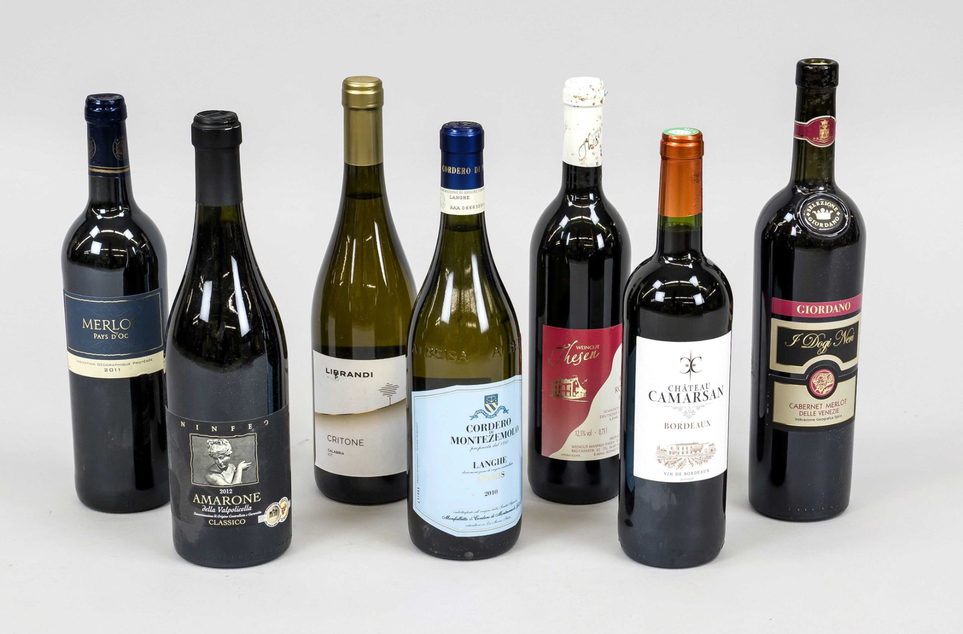 Lot of 14 bottles of mixed wines, almost all ''into neck'', all 750 ml