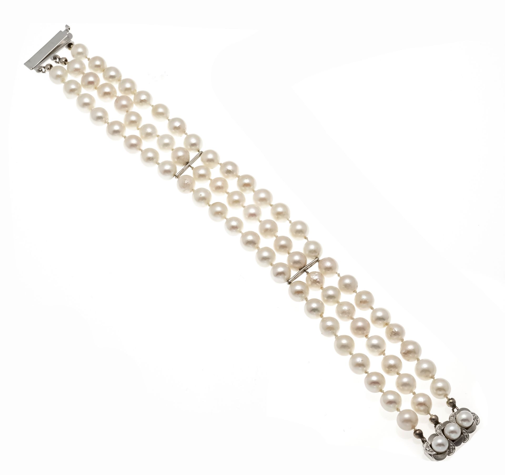 3-row Akoya pearl bracelet with box clasp WG 585/000 with 3 white Akoya pearls 5 mm and 6 - Image 2 of 2