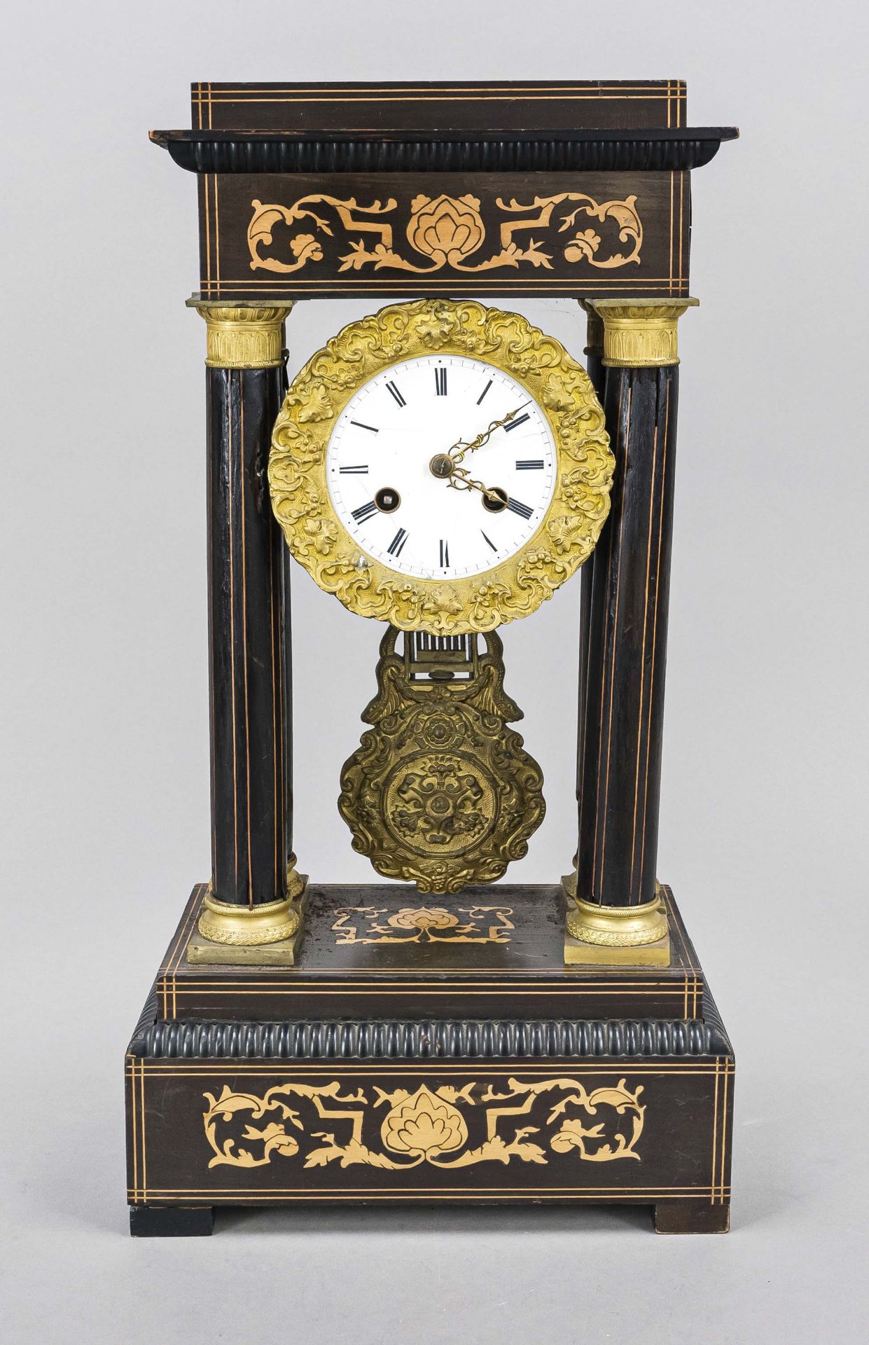 Portalu clock, 2nd half 19th century, ebonized wood, columns with gilded bases and capitals with