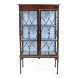 Display cabinet, England c. 1900, mahogany, 2-door three-sided glazed body with inlays, lacquer