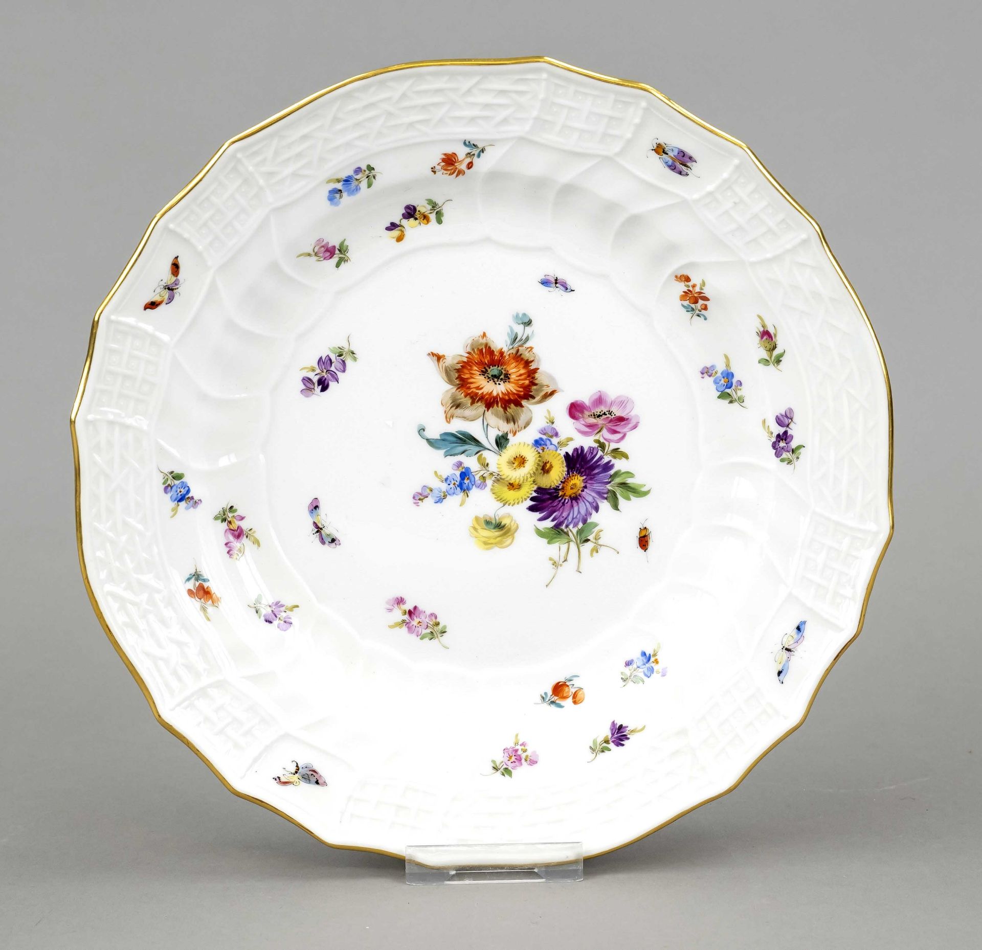 Dinner plate, Meissen, mark 1924-1934, 1st choice, shape Neubrandenstein, polychrome painting with