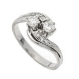 Brilliant ring WG 585/000 with 2 brilliant-cut diamonds and 6 octagonal diamonds, total 0.41 ct (