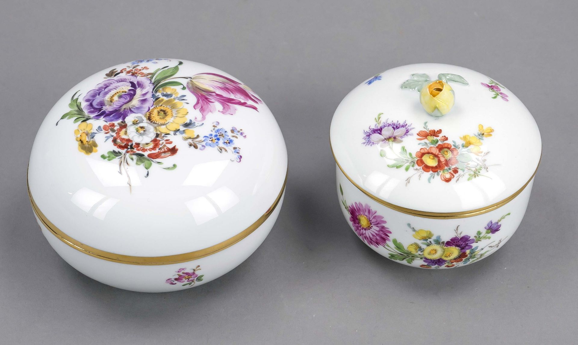 Two round lidded boxes, Meissen, 20th century, deputat, each with polychrome floral painting and